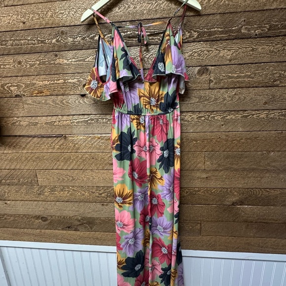 Band of Gypsies Cold Shoulder Wrap Maxi Dress - Lilac Floral - XS - Picture 3 of 6